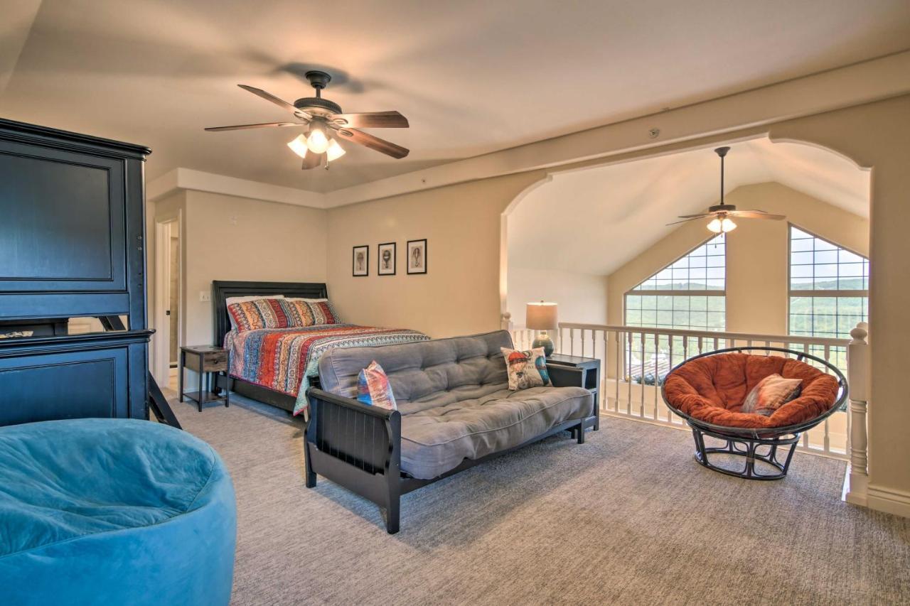 Luxe Branson Retreat With Mtn Views And Pool Access! Apartment Exterior foto