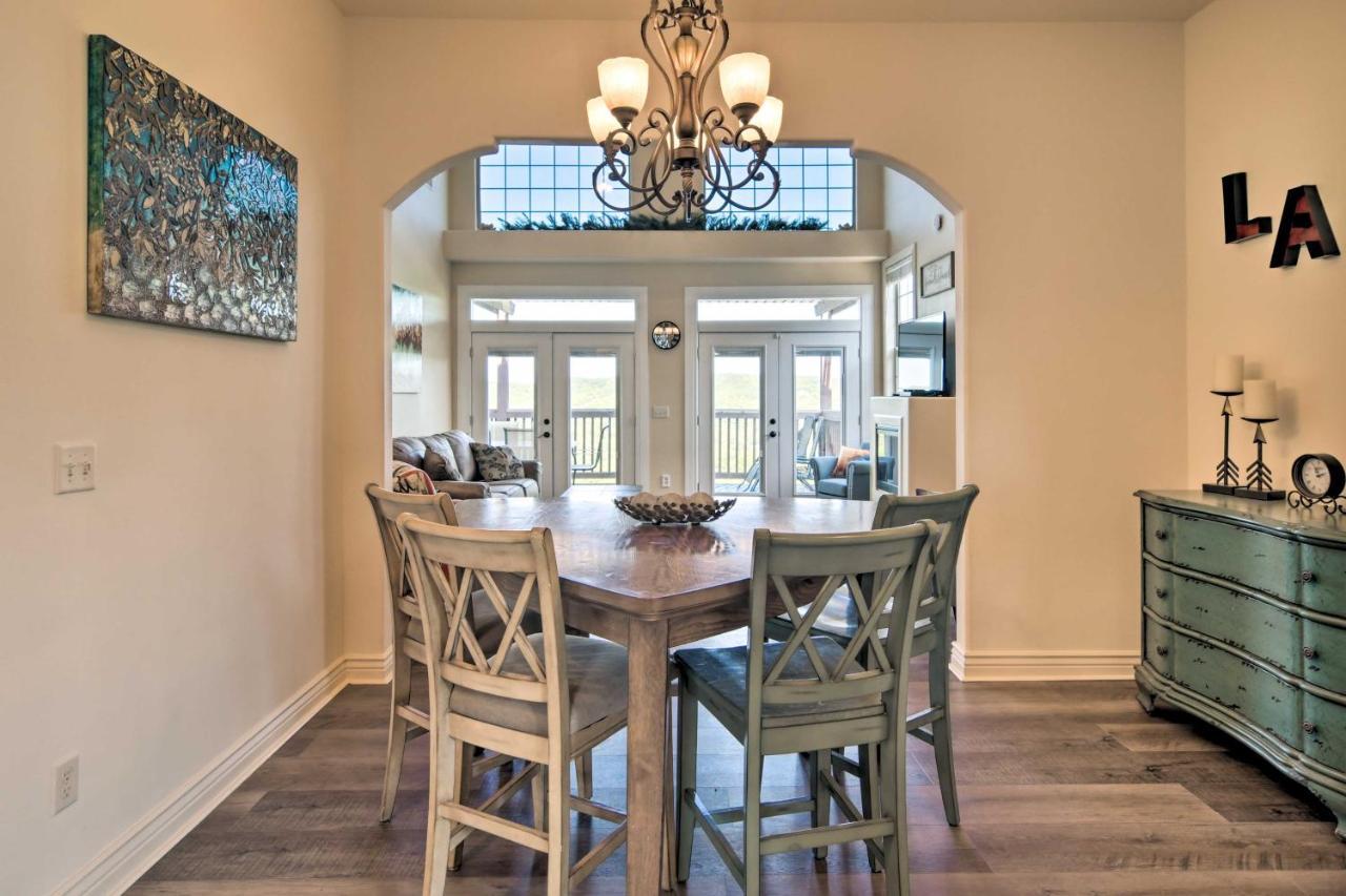 Luxe Branson Retreat With Mtn Views And Pool Access! Apartment Exterior foto