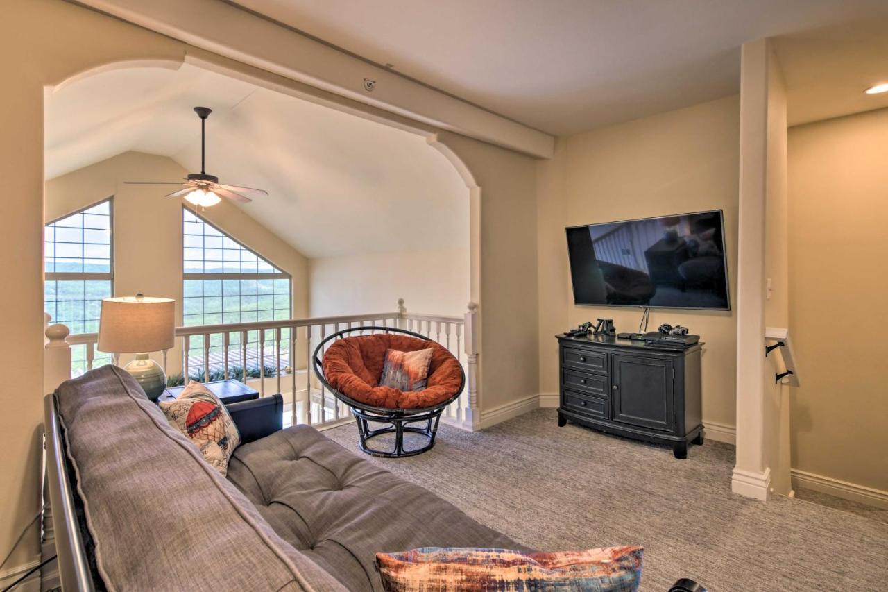 Luxe Branson Retreat With Mtn Views And Pool Access! Apartment Exterior foto