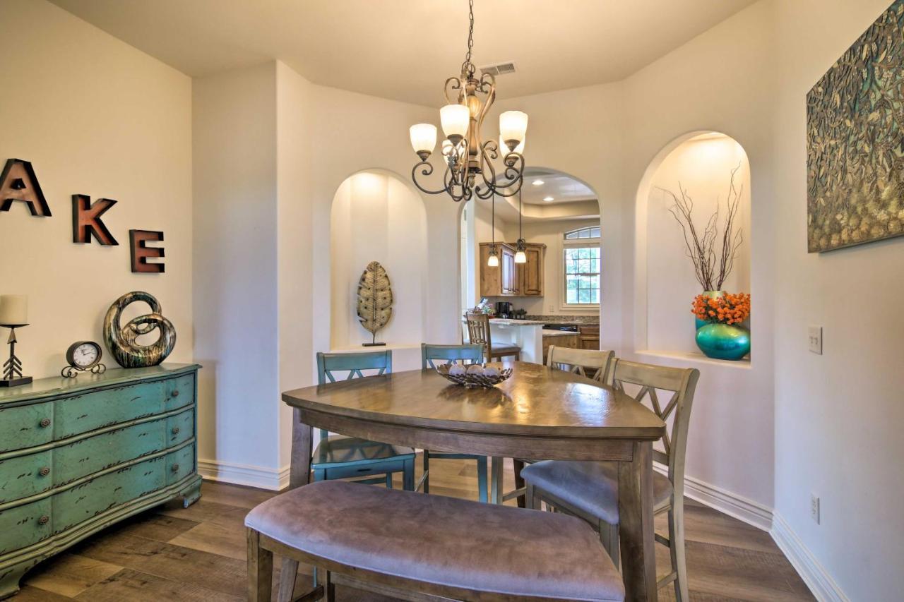 Luxe Branson Retreat With Mtn Views And Pool Access! Apartment Exterior foto