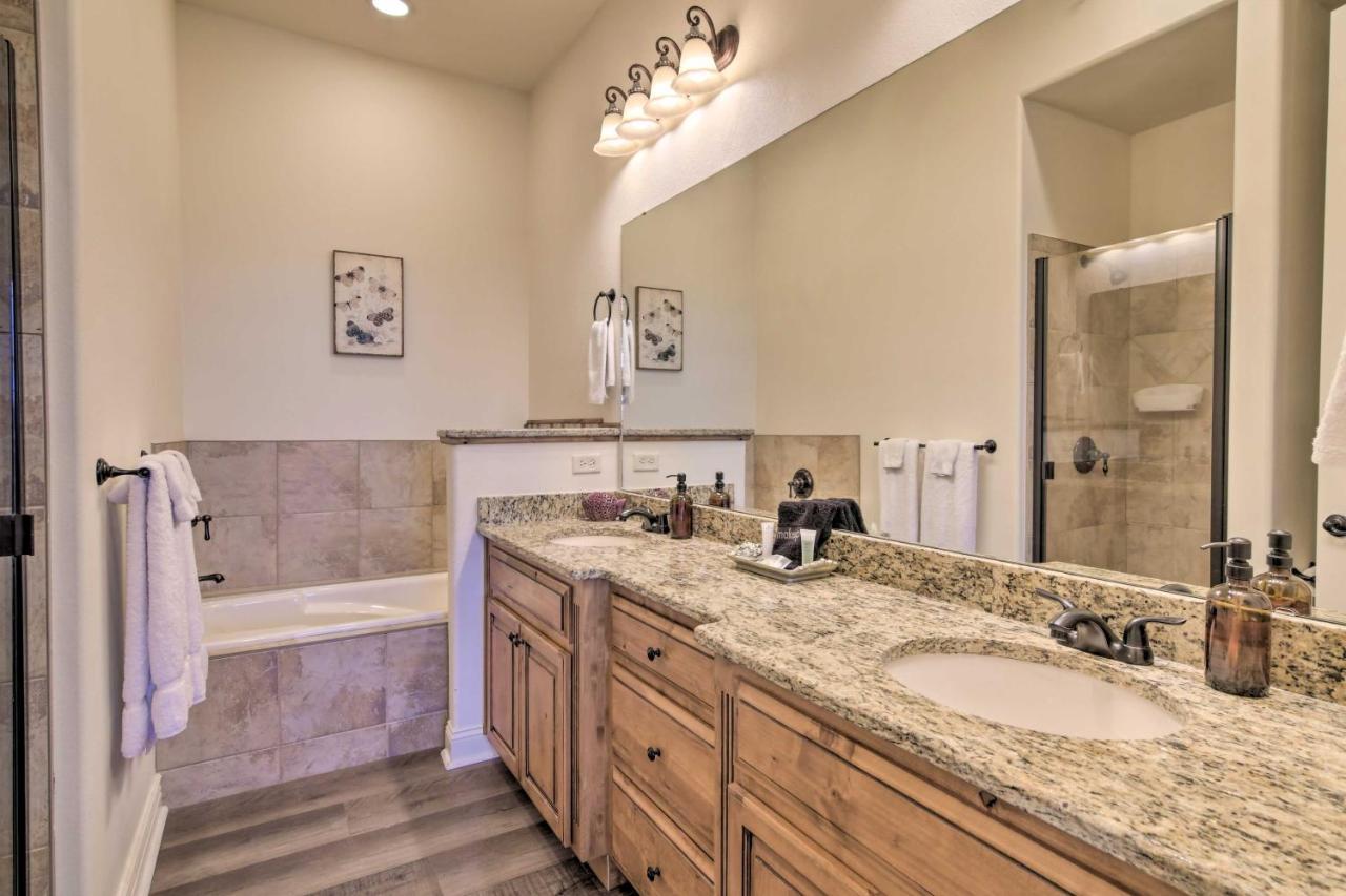 Luxe Branson Retreat With Mtn Views And Pool Access! Apartment Exterior foto