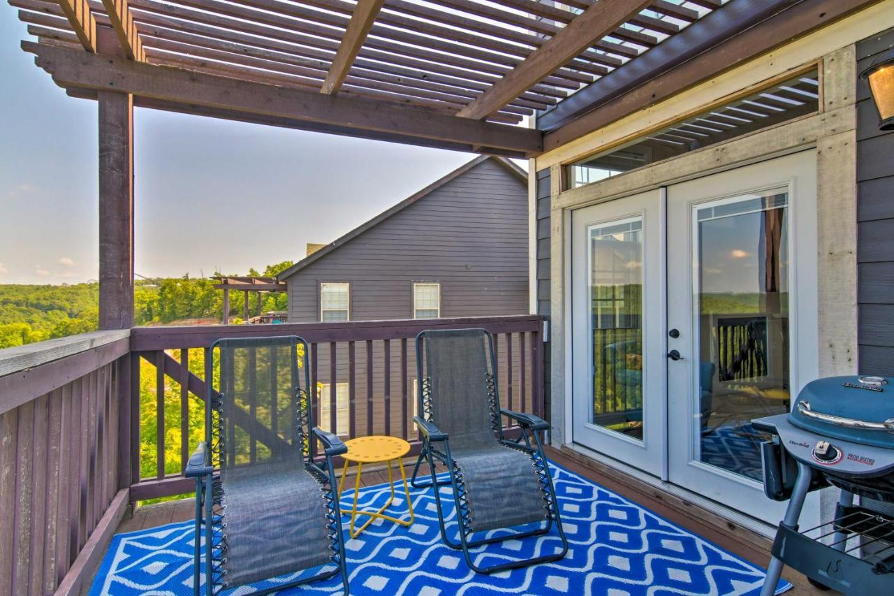 Luxe Branson Retreat With Mtn Views And Pool Access! Apartment Exterior foto